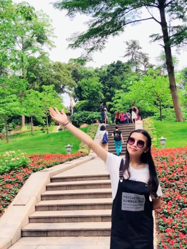 Cư dân mạng đòi hải quan tịch thu một thứ đồ rất đáng yêu của MC Quyền Linh khi đi du lịch với gia đình-10