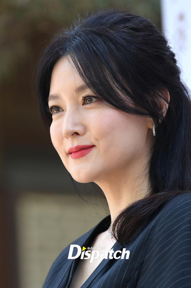 Dù đã U50, nàng Dae Jang Geum Lee Young Ae vẫn là quốc bảo nhan sắc xứ Hàn không ai có thể thay thế-1