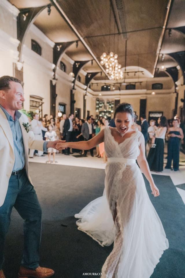 Khép lại hôn nhân với diva Hồng Nhung, chồng cũ ngoại quốc đang tận hưởng những ngày tháng hạnh phúc bên người vợ mới-7