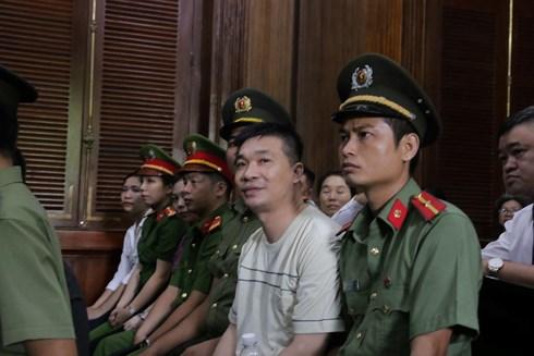 Hot girl Ngọc Miu khai không biết Văn Kính Dương sản xuất ma túy-2