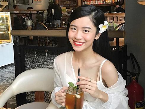 9X bị nghi đã dao kéo: 'Cố gắng không nhầm gợi cảm với phản cảm'