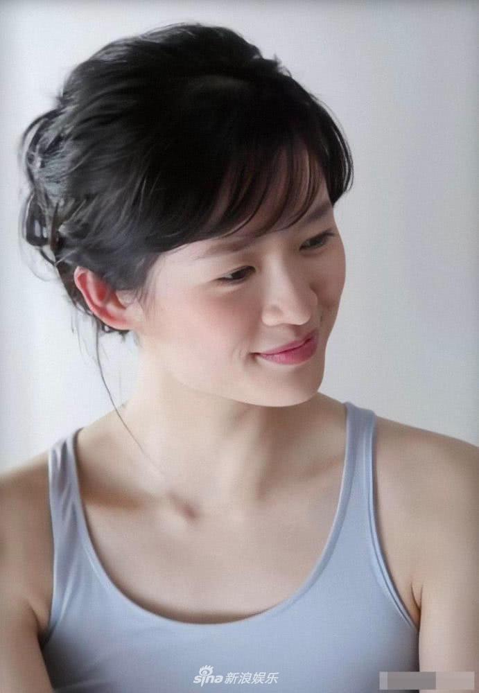 Vẻ đẹp thuần khiết của Chương Tử Di năm 24 tuổi làm dậy sóng mạng xã hội-6