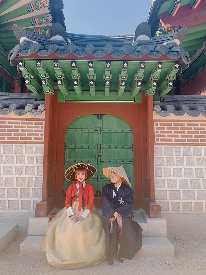 Vừa tuyên bố đổi nghệ danh đi hát, hotgirl ngủ gật đã gây hoang mang khi dân mạng thi nhau bình luận xin link 10 phút-9