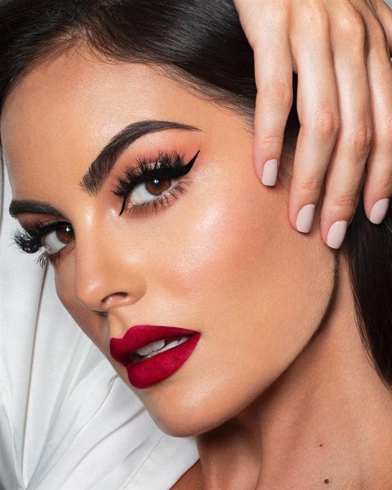 Bản tin Hoa hậu Hoàn vũ 8/5: Quả bom sex giật spotlight của HHen Niê với ảnh hở hang hút thuốc-5