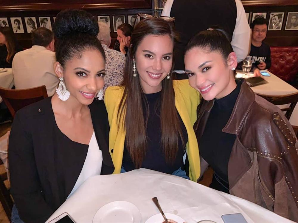 Bản tin Hoa hậu Hoàn vũ 8/5: Quả bom sex giật spotlight của HHen Niê với ảnh hở hang hút thuốc-6