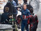 Dàn sao 'Avengers: Endgame' vui nhộn, bày trò trên phim trường