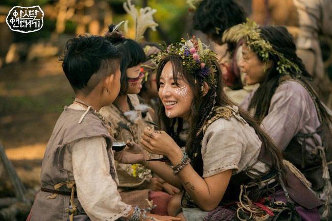 Đây là lý do Kim Ji Won nhận lời vào vai chiến binh cổ đại đầu tiên trong sự nghiệp-1