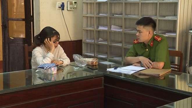 Người đưa tin thiếu úy công an bị bắt vì chủ mưu vụ nữ sinh giao gà để câu view… bị mời về đồn-1