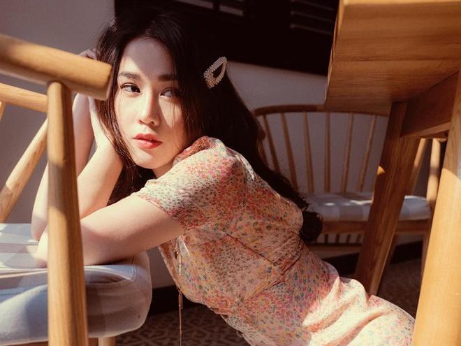 Ngọc Thảo tung ảnh bikini khoe đường thắt eo nhỏ xíu-7