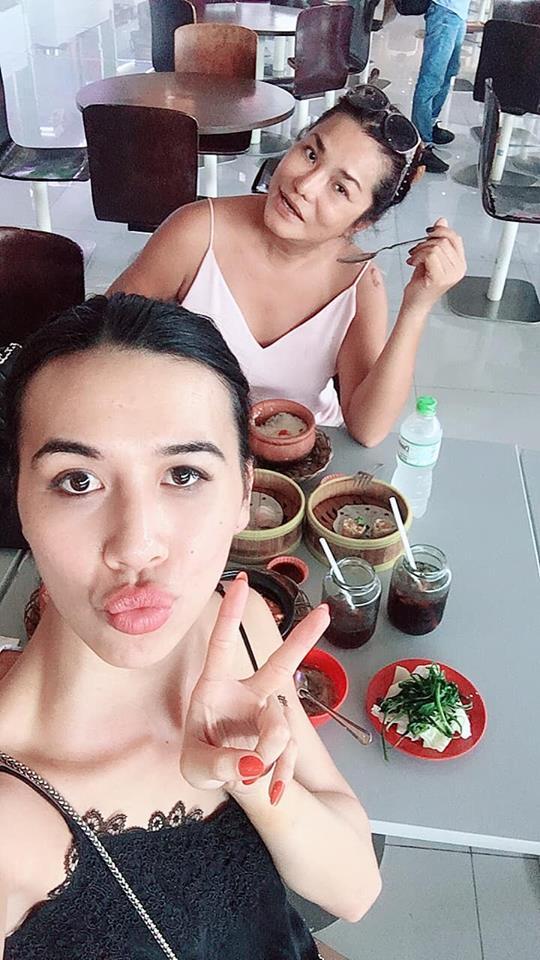Người đẹp công khai chuyển giới đầu tiên ở Việt Nam: Sống vui tuổi trung niên nhưng chưa bao giờ nguôi ngoai về người chồng quá cố-7