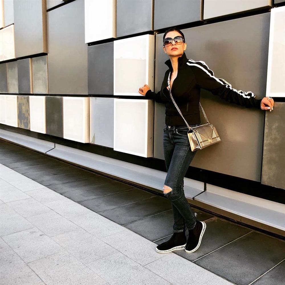 Bản tin Hoa hậu Hoàn vũ 9/5: Cố nhân 7 năm không gặp của Diễm Hương phơi ngực trần quá táo bạo-13