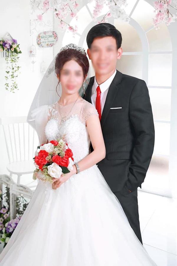 Hàng xóm sát vách hé lộ sự thật gây SHOCK: Vì sao cô dâu trẻ tức giận hất tay chồng không cho hôn trong đám cưới?-4