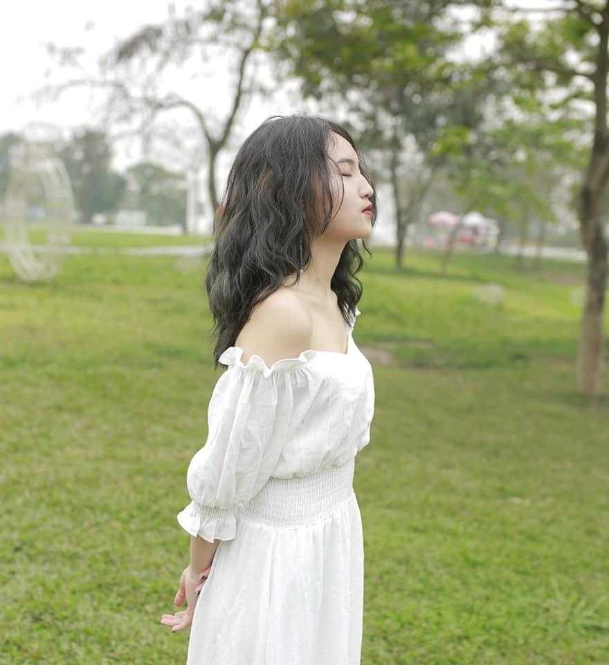 Nhan sắc hot girl của con gái Tú Dưa và nữ hoàng wushu Thúy Hiền-13