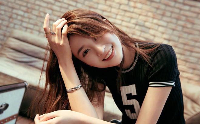 Những cậu ấm cô chiêu 9X, 10X giàu sụ trong làng giải trí Hoa ngữ-1