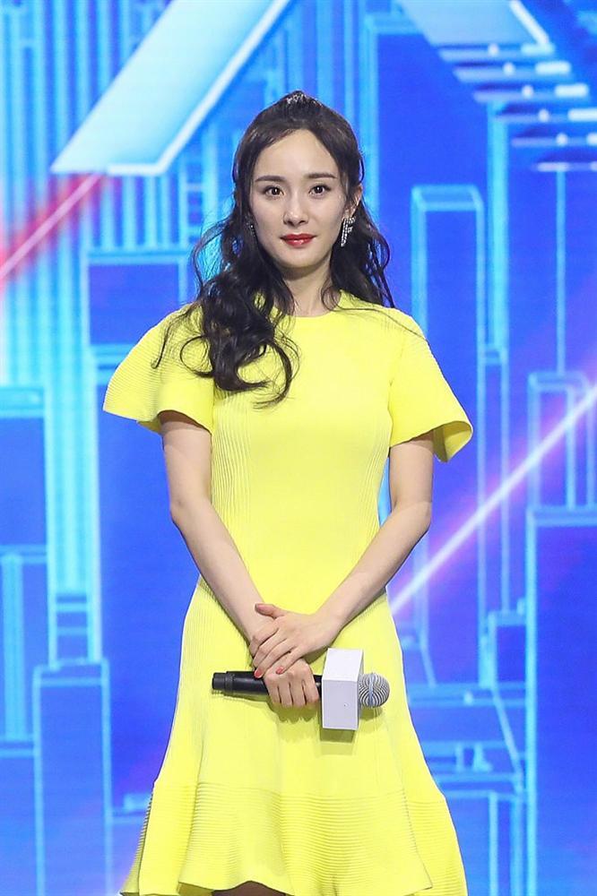 Dương Mịch như một bà cô già nhăn nheo dù đã cố gắng hack tuổi-2