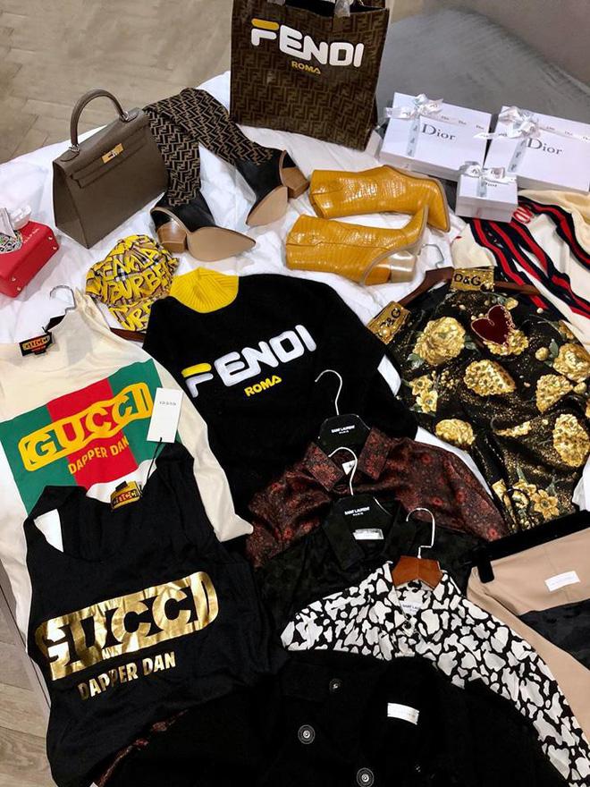 Đẳng cấp như Kỳ Duyên - Minh Triệu: Chỉ shopping đi bộ cùng nhau thôi mà cuối cùng vác cả siêu thị về nhà-8