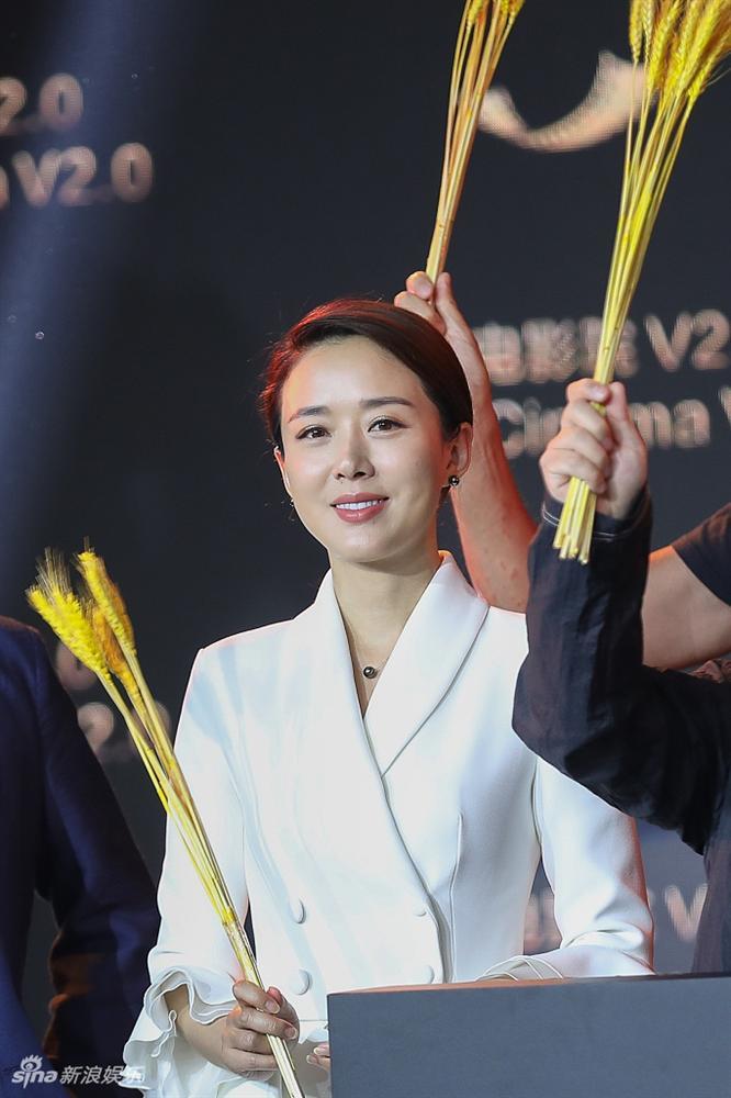 Hằng Nga đẹp nhất màn ảnh trẻ trung khó tin ở tuổi U50-2