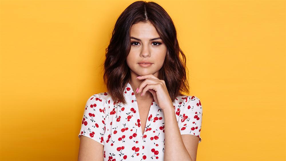 Hình ảnh Selena Gomez trở lại phòng thu và 1.001 tin đồn phán đoán cho sự tái xuất của cô nàng-3