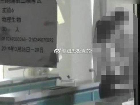 Yêu bạn trai quá cuồng nhiệt, gái trẻ nhập viện vì thủng màng nhĩ-2