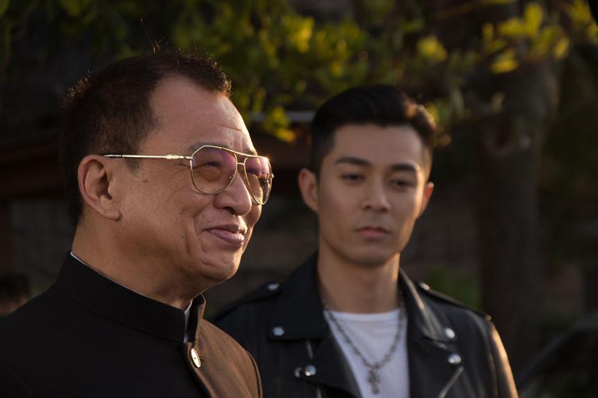 Các diễn viên TVB ở tuổi xưa nay hiếm vẫn lăn lộn ở phim trường-9