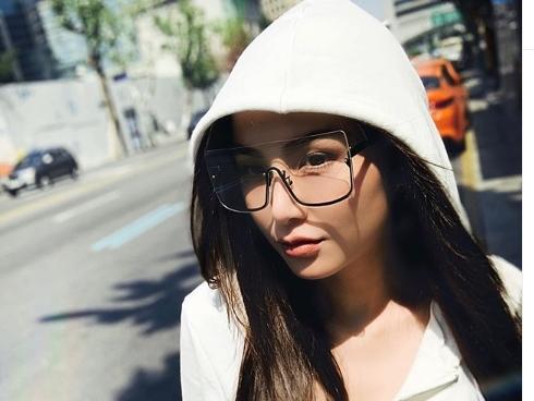 Hoa hậu Diễm Hương đặt mục tiêu mỗi tháng kiếm 500 triệu đồng-11