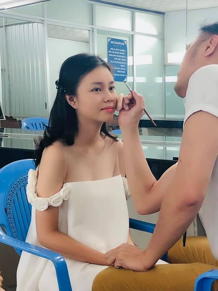 Nữ diễn viên Vợ ba tiết lộ hậu trường đóng cảnh nóng năm 13 tuổi-2