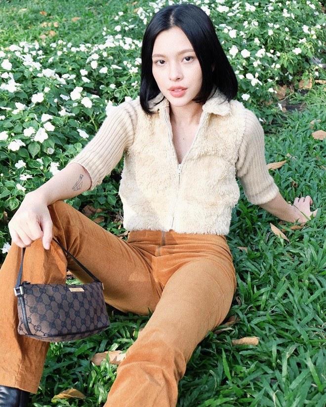 Tú Hảo đăng ảnh bán nude, ngày càng gợi cảm và nổi loạn-6