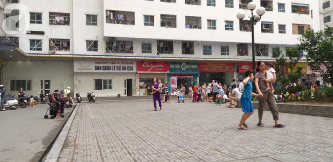 Túi rác bị ném từ tầng 36 chung cư HH Linh Đàm xuống sân, bé trai 4 tuổi thoát nạn trong gang tấc-3