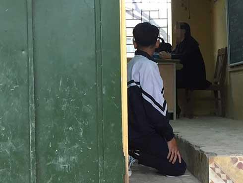 Phụ huynh viết đơn tố cô giáo bắt học sinh phải quỳ gối