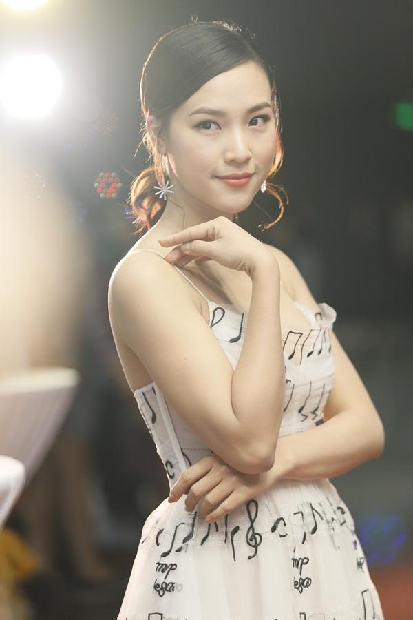 Hoàng Oanh nói về scandal của tình cũ: Anh ấy không nhờ chẳng lẽ tôi nhảy vào giúp?-3