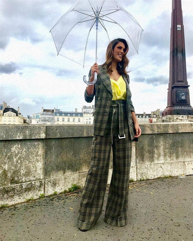 Bản tin Hoa hậu Hoàn vũ 11/5: Bất ngờ trước dung nhan lột xác của mẹ HHen Niê-10