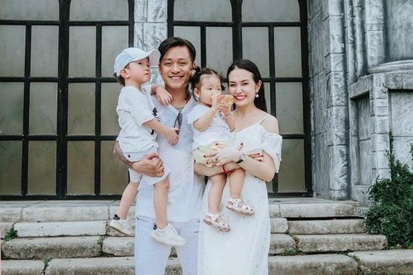 Lời thật lòng với vợ bầu của Tuấn Hưng lúc ngà ngà say: Tôi yêu mình nhiều, xa một ngày đã thấy quá dài-2