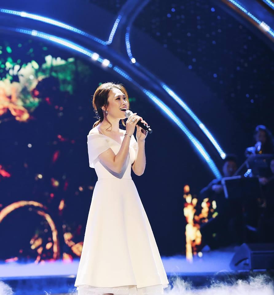 Hết thời mặc xấu quê mùa, chị đẹp Mỹ Tâm giờ đã sành điệu và khoe dáng sexy cỡ này-11