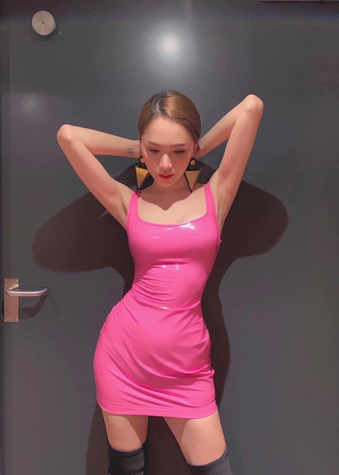 Hương Giang lộ bụng to tướng trong ảnh sinh nhật bên Matt Liu-8