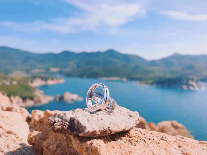 Đàm Thu Trang khoe nhẫn kim cương, chuẩn bị kết hôn với Cường Đô La-1