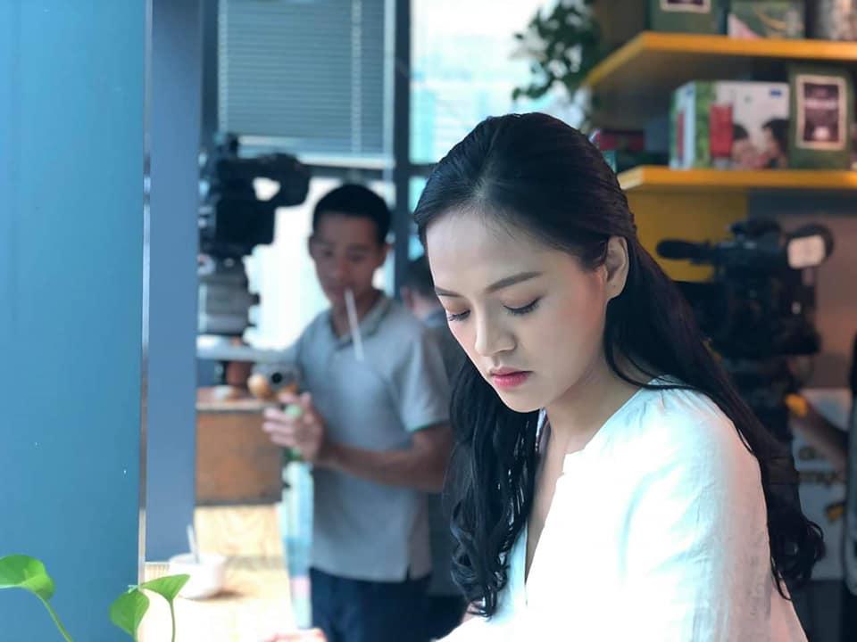 Kết phim Về nhà đi con: Sau khi ly dị gã chồng bạc bẽo, Thu Quỳnh yêu bố bạn thân của em gái-5