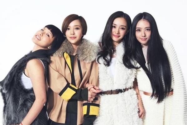 Sao Hoa ngữ gặp rủi ro vì quay phim khi mang bầu-4