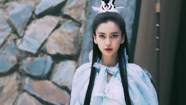 Sao Hoa ngữ gặp rủi ro vì quay phim khi mang bầu-6