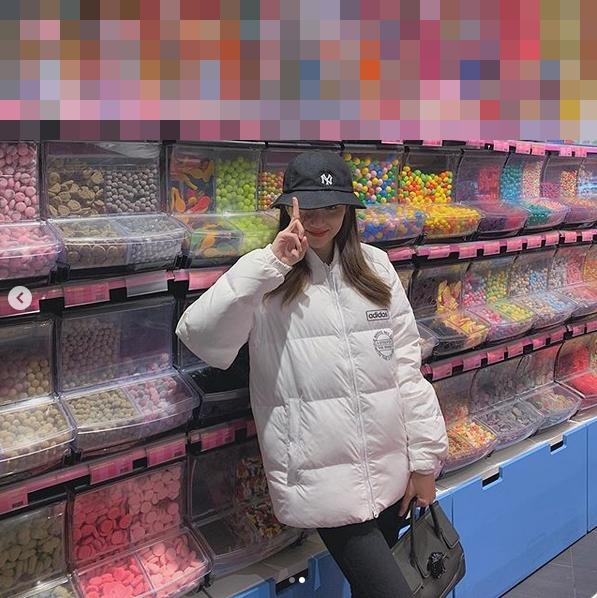 Khác lạ khi không son phấn, Hương Giang Idol bất ngờ trở thành bản sao của danh hài Hoài Linh-2