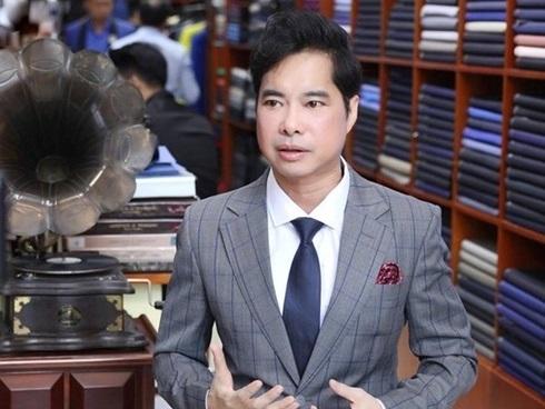 Đòi tặng đồng hồ 7 tỷ cho Thái Châu, nam ca sĩ 'đại gia' Ngọc Sơn giàu cỡ nào?