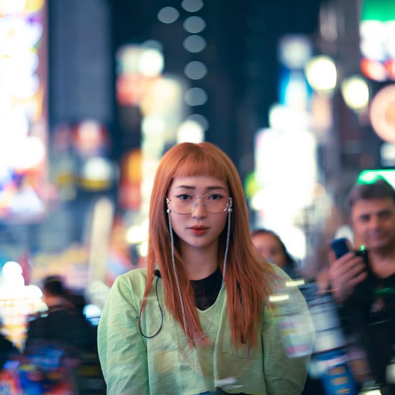 Ngắm nhìn nhan sắc mẹ ruột sắp bước vào tuổi U50, Midu giật mình: Tưởng hai chị em-7