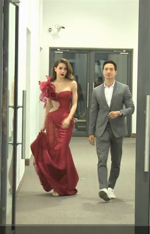 Kim Lý lần đầu phản ứng khi liên tiếp bị antifan ví von là phụ kiện sống, rỗi việc chỉ biết tháp tùng Hà Hồ đi muôn nơi-8