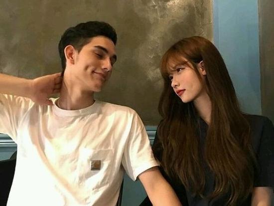 Tử vi Thứ bảy ngày 18/5/2019 của 12 cung hoàng đạo: Kim Ngưu vận đào hoa khởi sắc, Bọ Cạp may mắn đủ đường