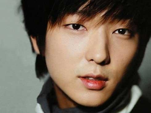 4 đặc điểm của đàn ông tưởng sở khanh nhưng lại chiều vợ vô cùng, biến vợ thành bà hoàng