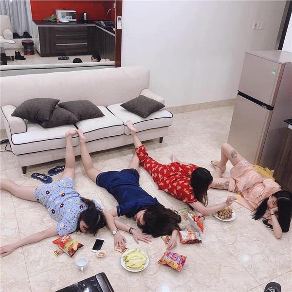 Trước khi cưới nhất định phải chơi tới bến cùng hội bạn thân lầy lội, con gái nhé!-2