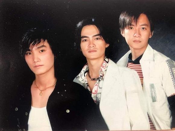 Từ hình thời ơ kìa của Ngô Kiến Huy: Fan ngã ngửa trước phong cách thời trang các nhóm nhạc đình đám cách đây 10 năm-4