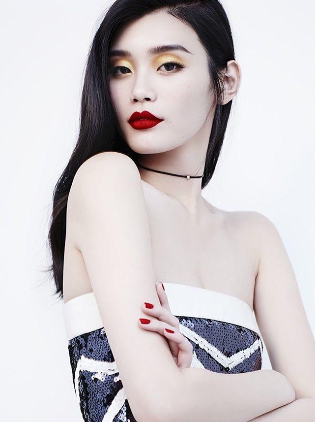 Vẻ đẹp rực lửa của siêu mẫu nội y vừa được con trai vua sòng bạc Macao cầu hôn-5