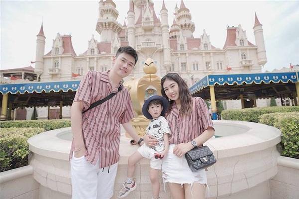 Cả thế giới ra đây mà xem bé Xoài bóc phốt mẹ Trang Lou: Mẹ già, mẹ xấu, mẹ lùn-7