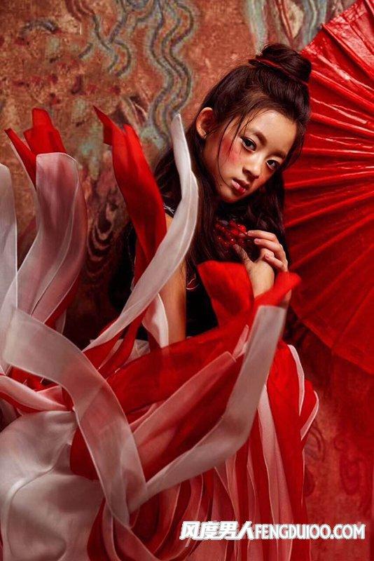 Chân dung tiểu mỹ nhân 10x được khen ngợi diễn hay hơn cả Dương Mịch-7