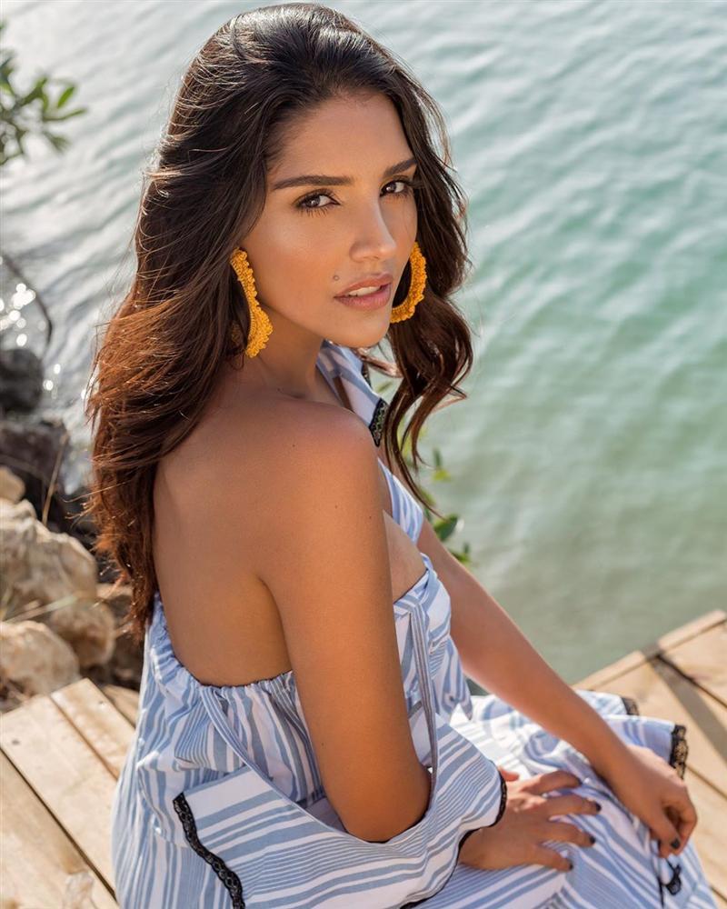 Bản tin Hoa hậu Hoàn vũ 14/5: Nhan sắc Phạm Hương không thể so bì với mỹ nữ Colombia dù trong quá khứ hay ở hiện tại-9